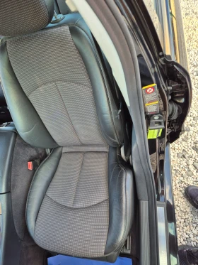 Mercedes-Benz E 220 * 6ck* AVANGARDE* XENON* КОЖА* , снимка 10