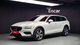 Volvo V60 T5* PRO* AWD* DISTRONIC* 360* ПОДГРЕВ* ОБДУХ* , снимка 1
