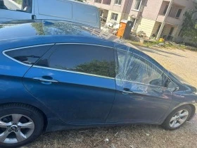 Hyundai I40 1.7 CRDI Седан и Комби, снимка 9