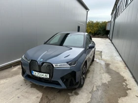 Обява за продажба на BMW iX ВЪЗДУХ/ОБДУХВАНЕ/МАСАЖ/КОЖА-НАПА ~ 109 990 лв. - изображение 1 | Auto.bg Обява за продажба на BMW iX ВЪЗДУХ/ОБДУХВАНЕ/МАСАЖ/КОЖА-НАПА ~ 109 990 лв. - изображение 1