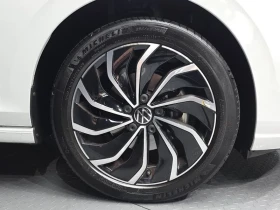 VW Golf 8Th Generation 2.0 Tdi Prestige | Auto.bg — изображение 5