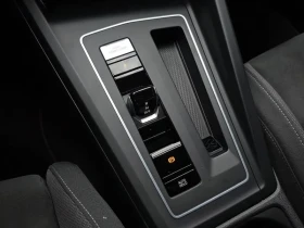 VW Golf 8Th Generation 2.0 Tdi Prestige | Auto.bg — изображение 9