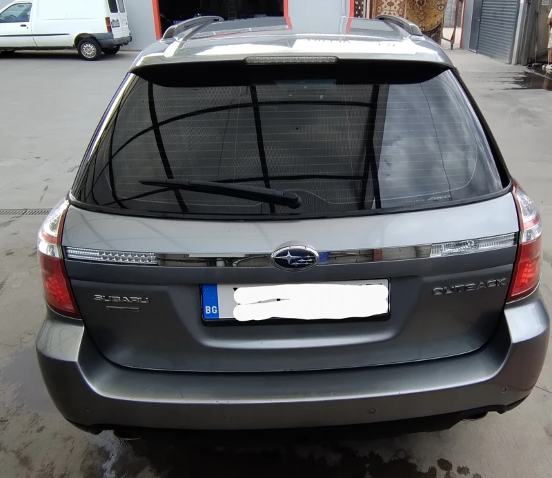 Subaru Outback Н6 3.0, снимка 2 - Автомобили и джипове - 47147857