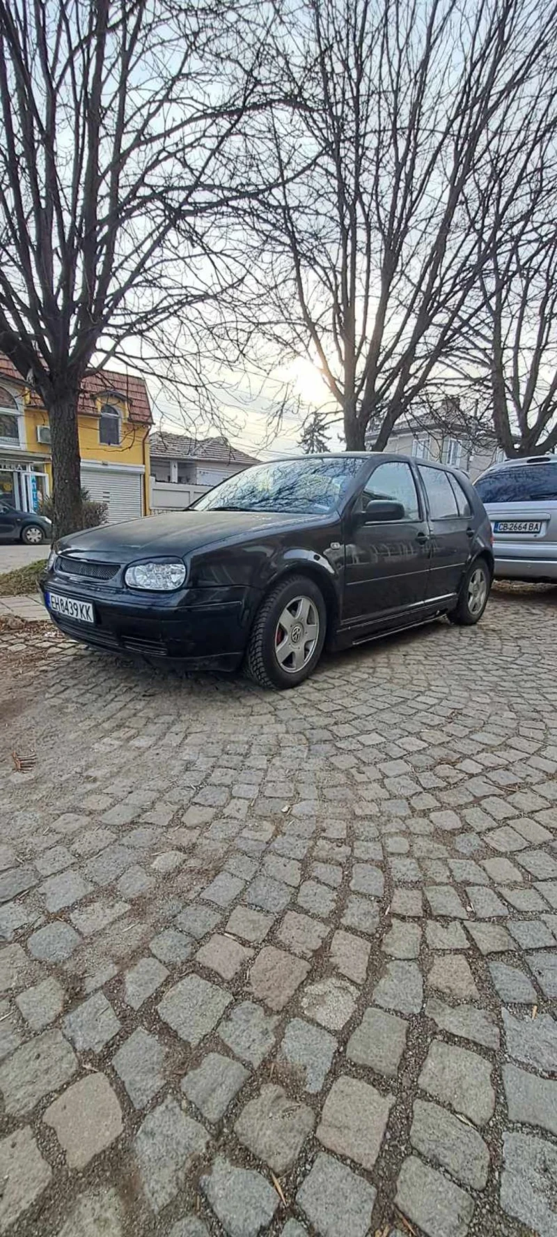 VW Golf, снимка 1 - Автомобили и джипове - 48412668