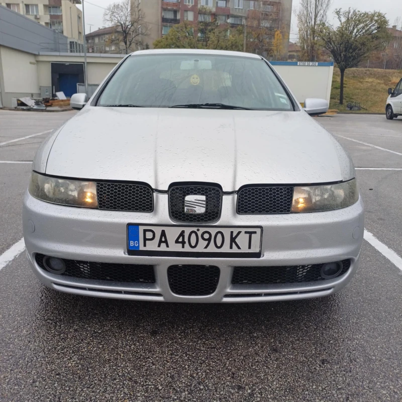 Seat Leon 1.8-20V, снимка 1 - Автомобили и джипове - 48577444