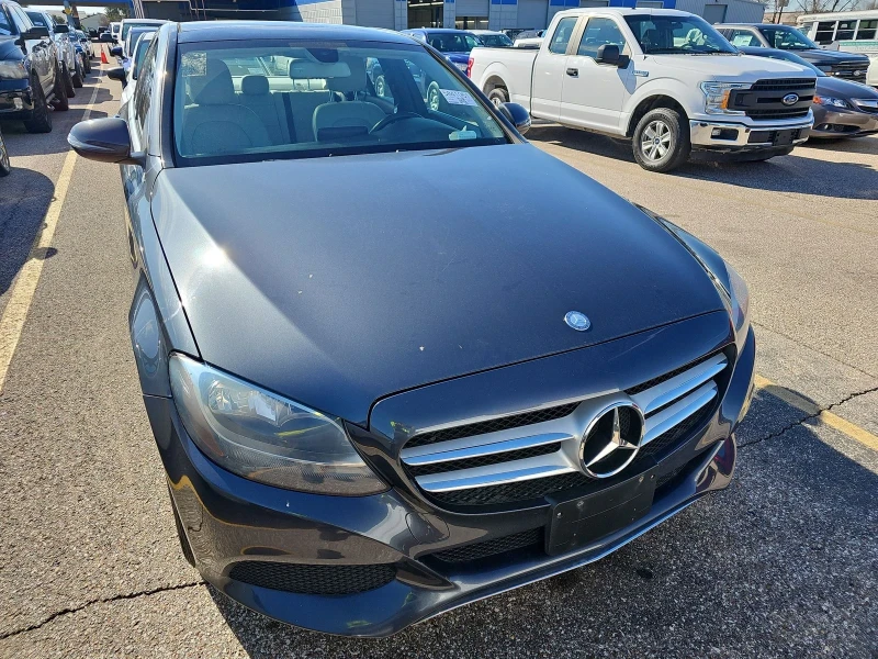 Mercedes-Benz C 300, снимка 2 - Автомобили и джипове - 48720414