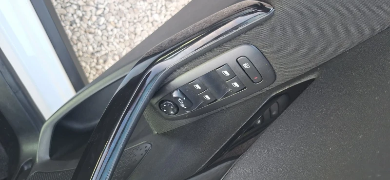 Peugeot 2008 Бензин, снимка 8 - Автомобили и джипове - 50511165