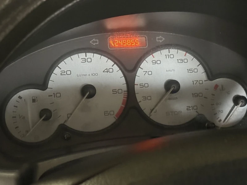 Citroen Berlingo 2000 HDI, снимка 5 - Автомобили и джипове - 52460467