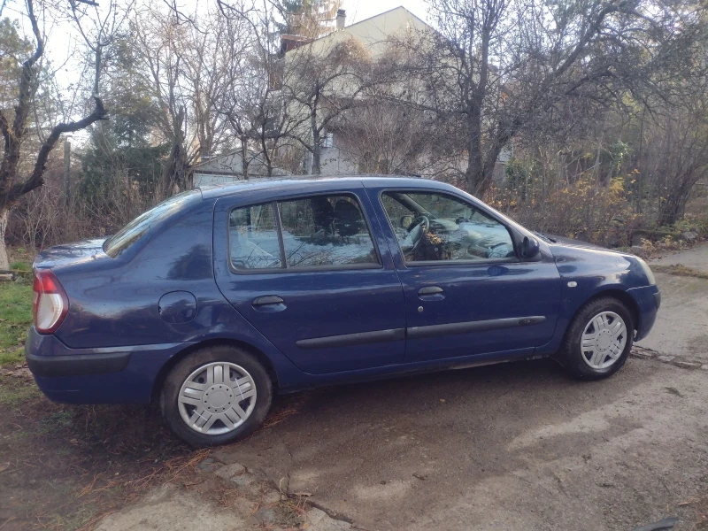 Renault Symbol, снимка 3 - Автомобили и джипове - 52863532