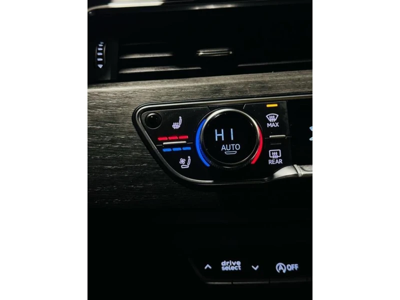 Audi A4 * Technik | S LINE * CARFAX * БЕЗ ПЪРВОНАЧАЛНА ВНО, снимка 17 - Автомобили и джипове - 52959851