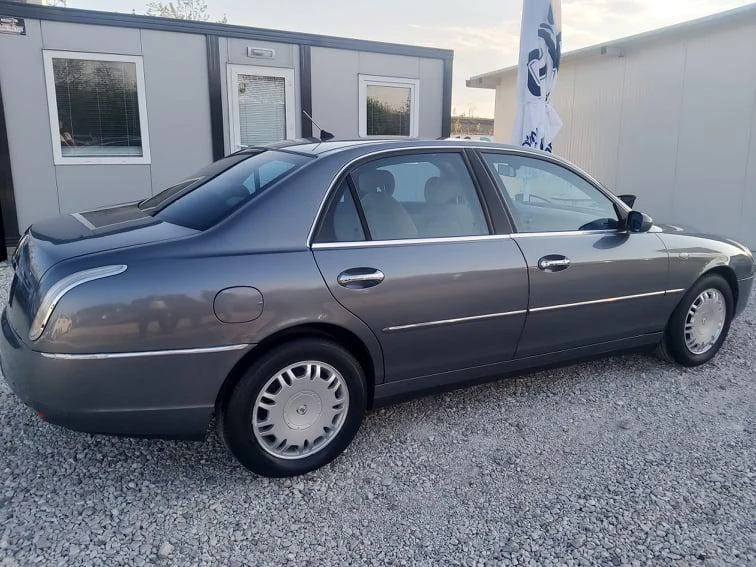 Lancia Thesis 2.4jtd 132000km,UNIKAT, снимка 12 - Автомобили и джипове - 16730780