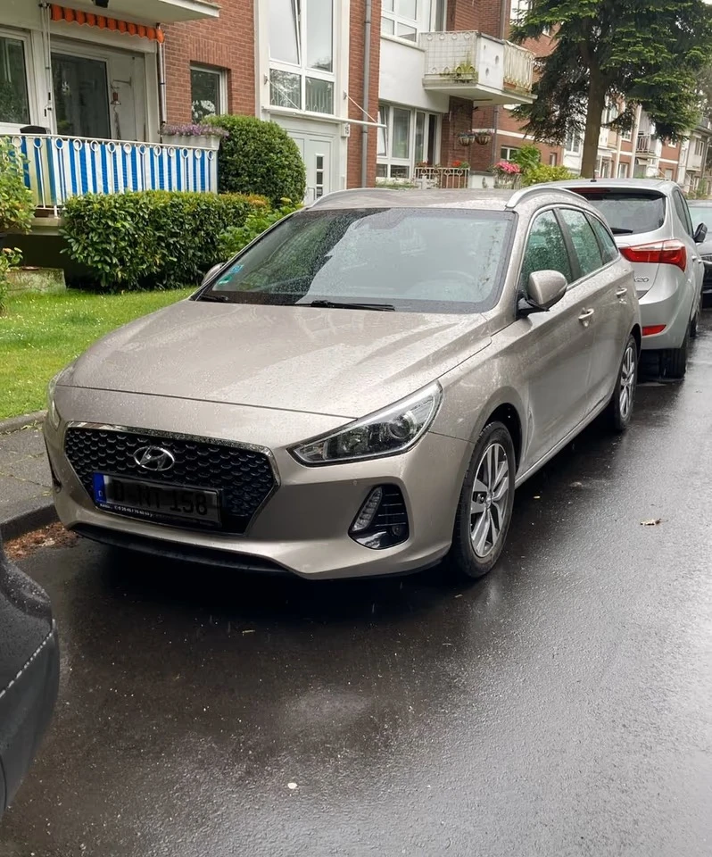 Hyundai I30 1, 4 MPI DOHC, снимка 1 - Автомобили и джипове - 49111912