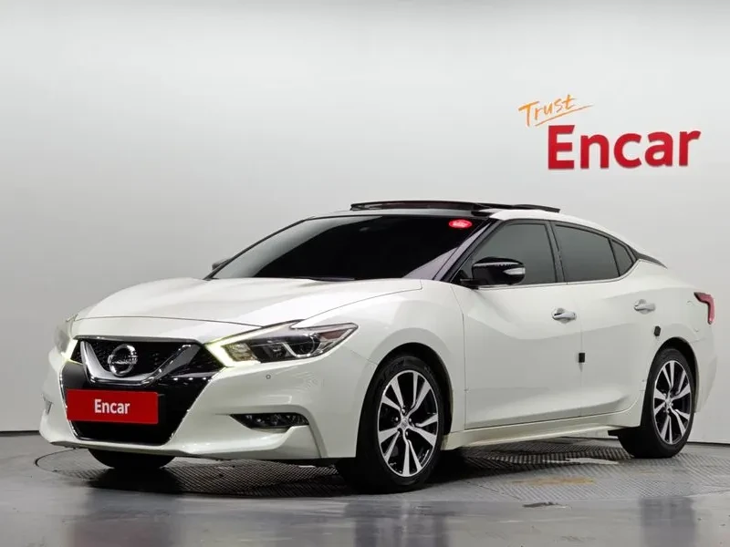 Nissan Maxima Platinum 3.5 Бензин
