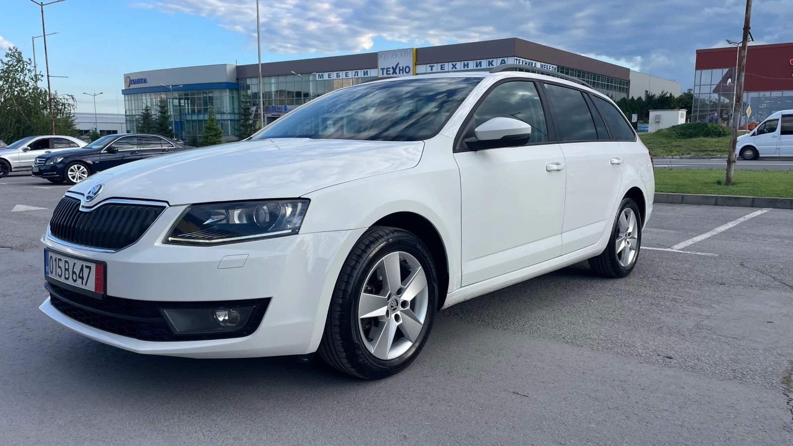 Skoda Octavia 2.0tdi- 4x4- 184kc. Швейцария | Mobile.bg — изображение 15