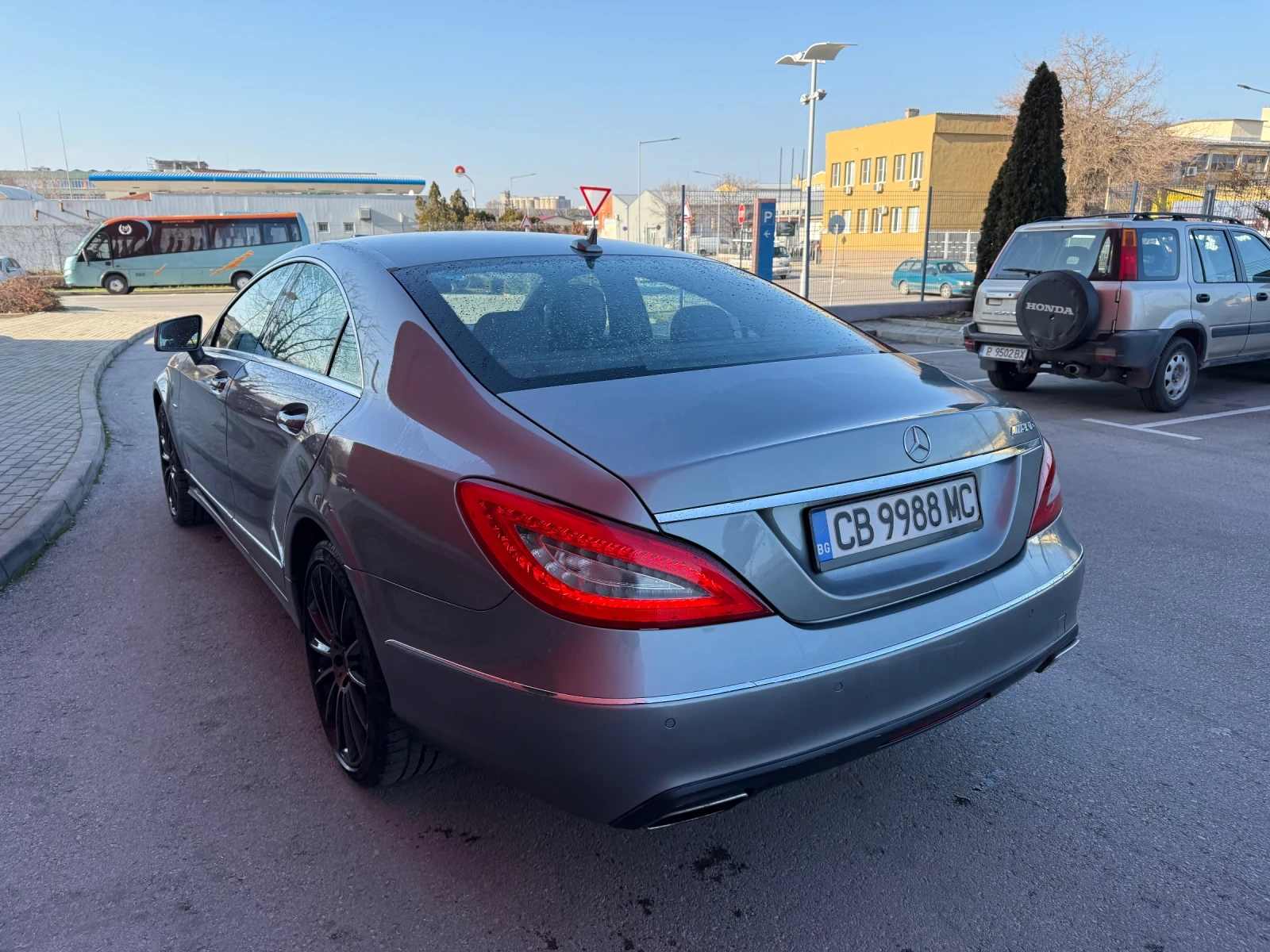 Mercedes-Benz CLS 350 УНИКАТ* ВАКУМ* ОБДУХВАНЕ* AMG* МАСАЖ - изображение 6