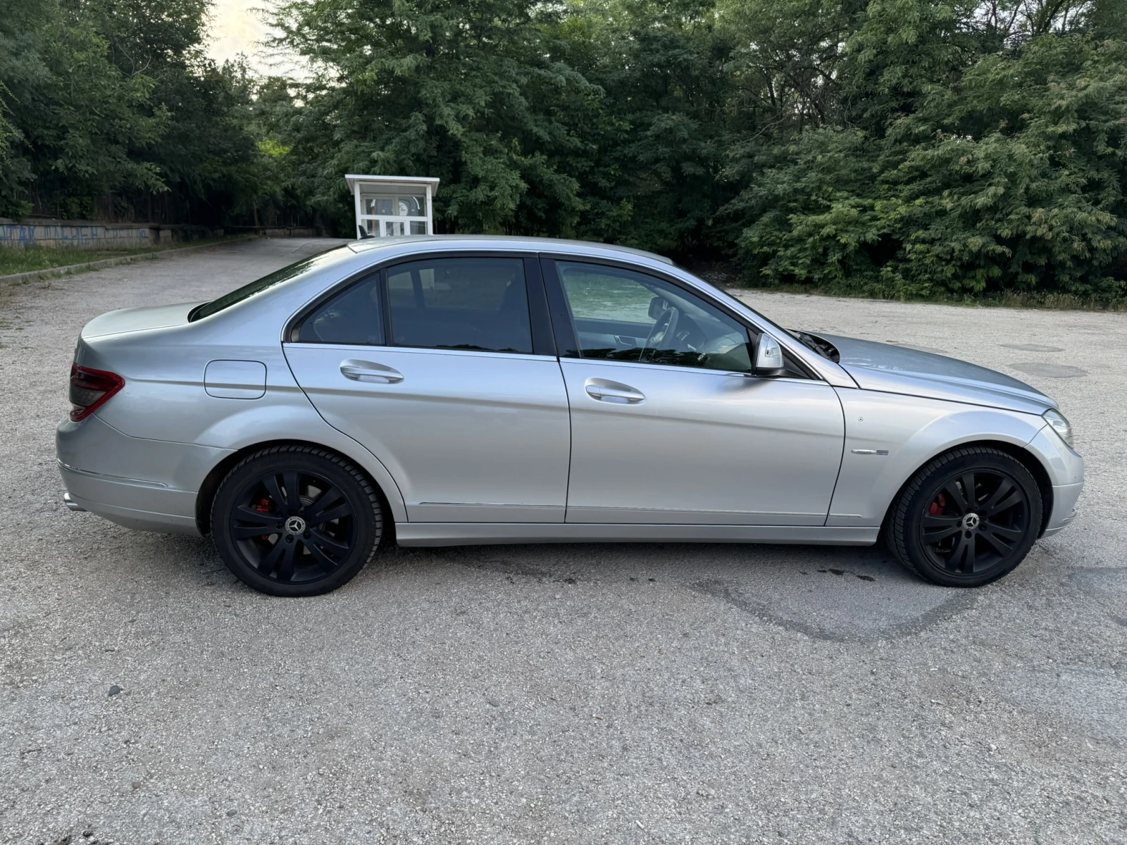 Mercedes-Benz C 320  - изображение 4