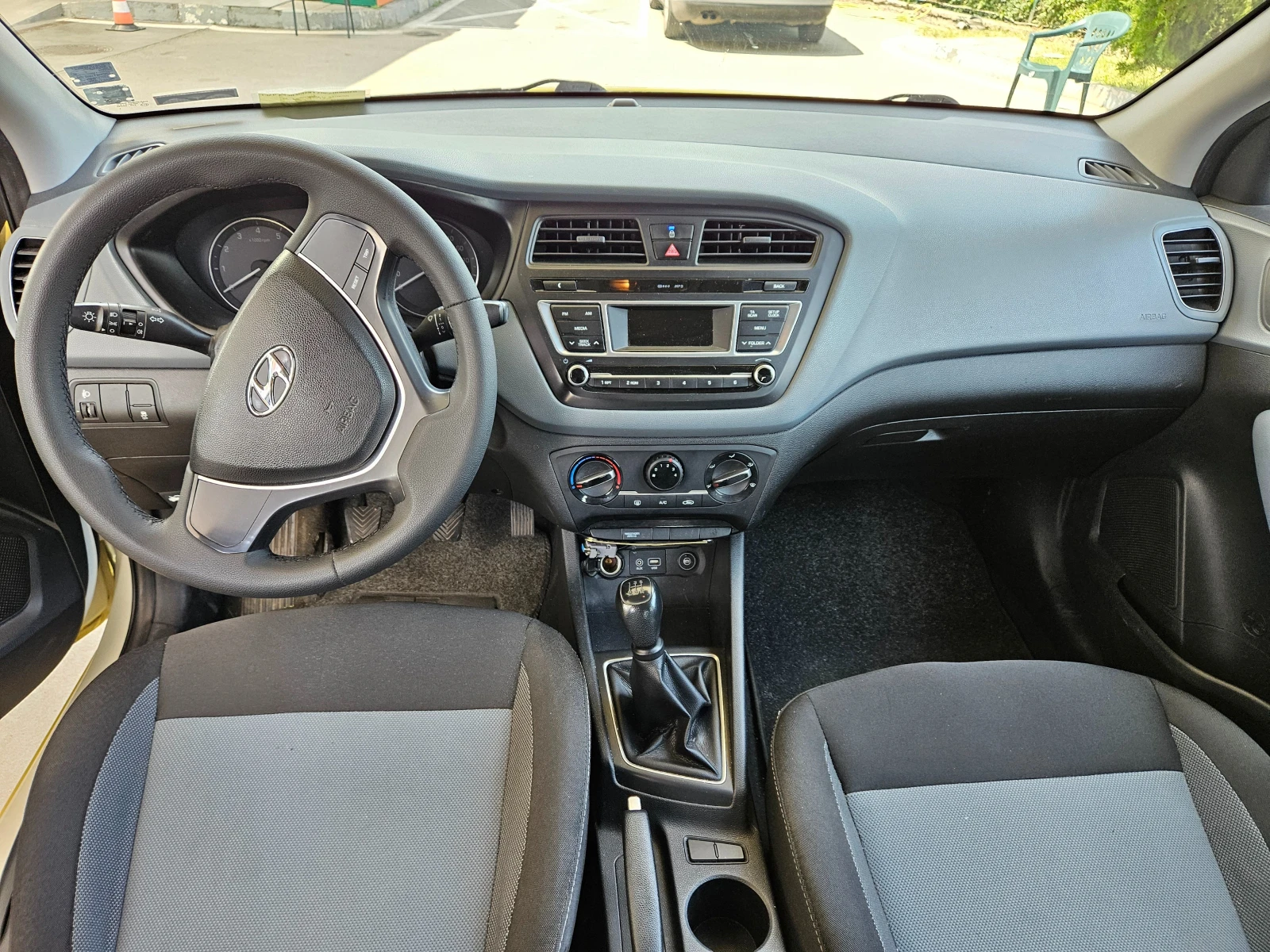 Hyundai I20 ГАЗ -НЕ Е БИЛ ТАКСИ - изображение 7