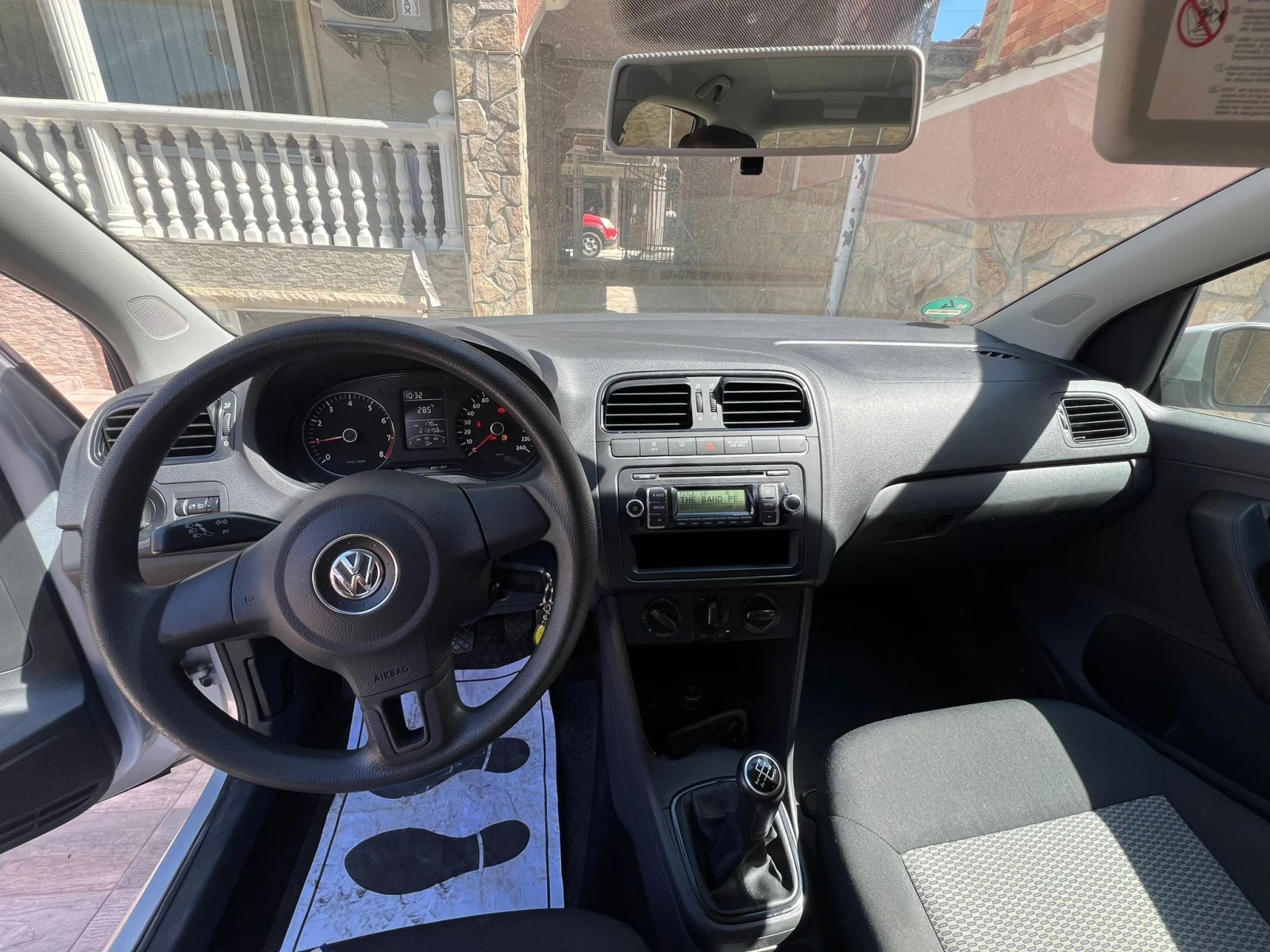VW Polo 1.2 Бензин - изображение 10