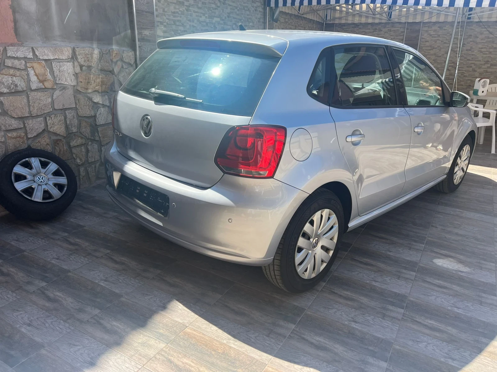 VW Polo 1.2 Бензин - изображение 4