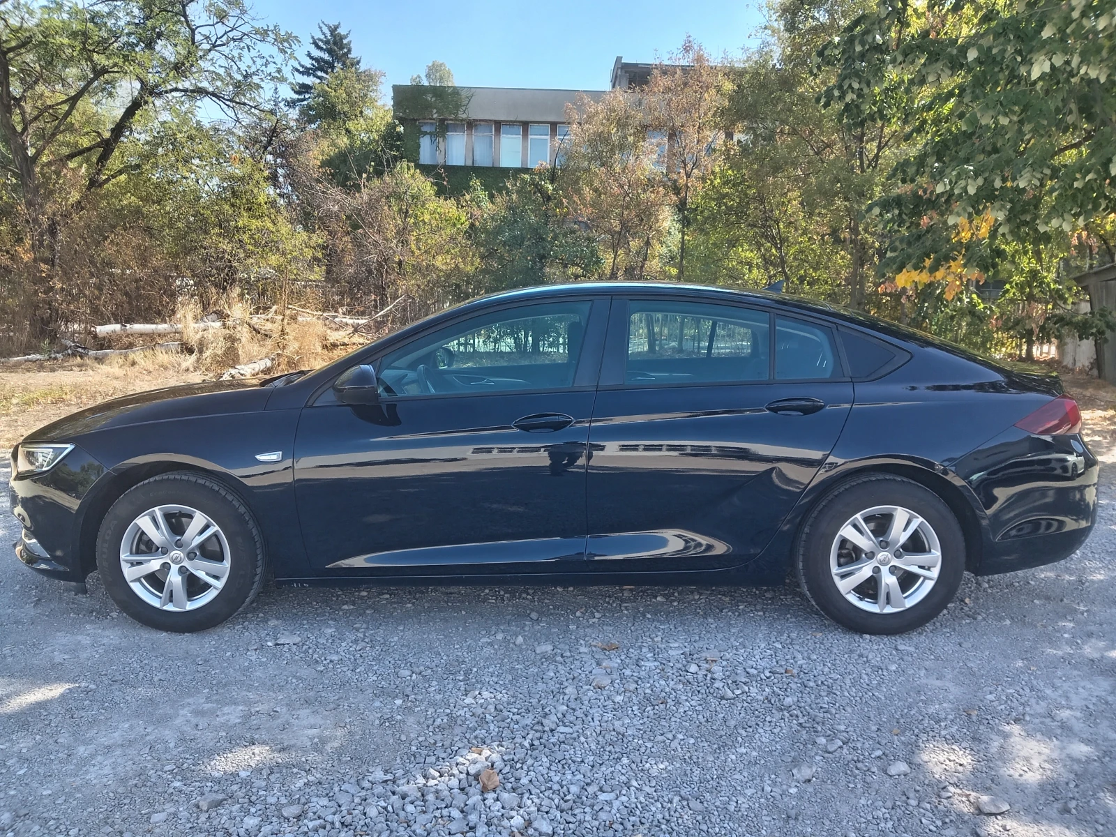 Opel Insignia 1.5T Auto - изображение 5