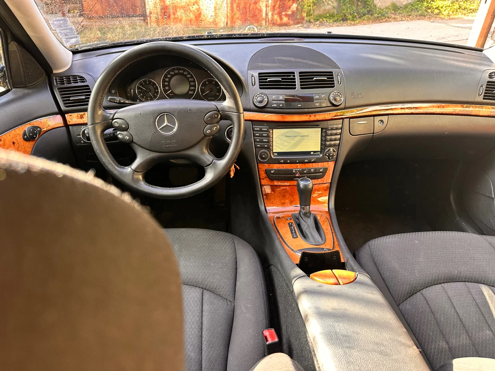 Mercedes-Benz E 220  - изображение 8