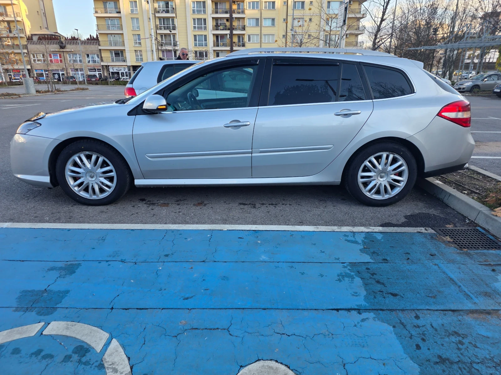 Renault Laguna 2.0 DCI | Mobile.bg � ����������� 2