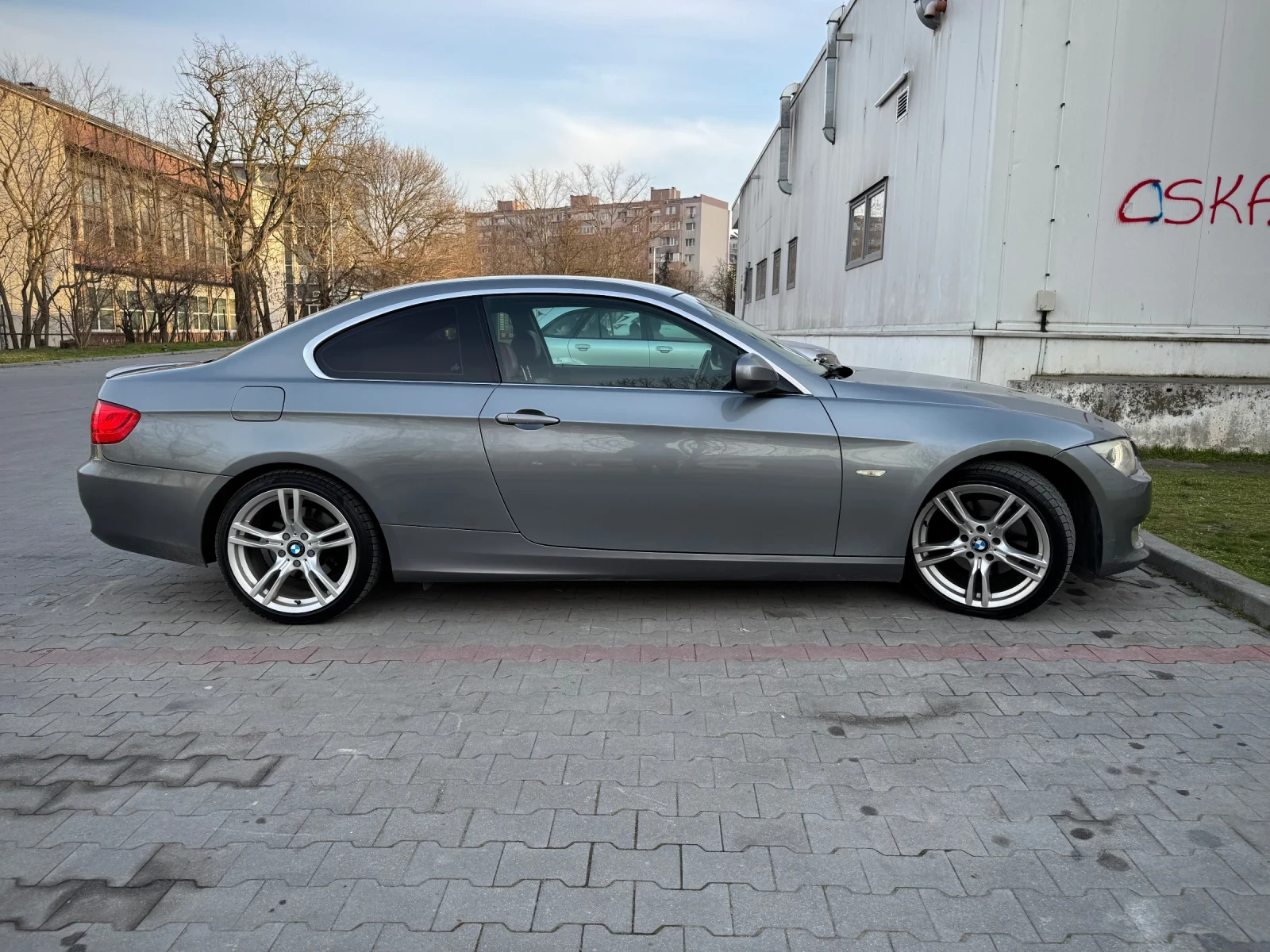 BMW 320 D Facelift, снимка 6 - Автомобили и джипове - 53844743