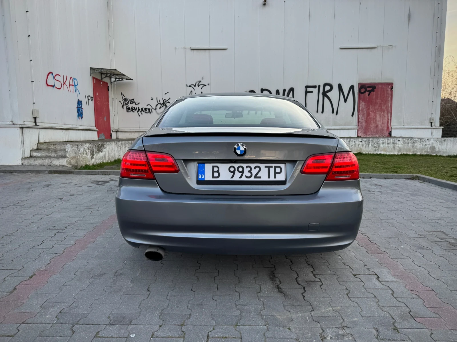 BMW 320 D Facelift, снимка 4 - Автомобили и джипове - 53844743