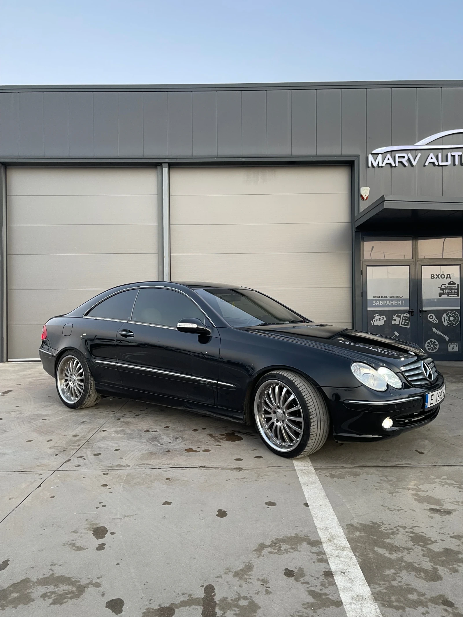 Mercedes-Benz CLK 320, снимка 5 - Автомобили и джипове - 54459605