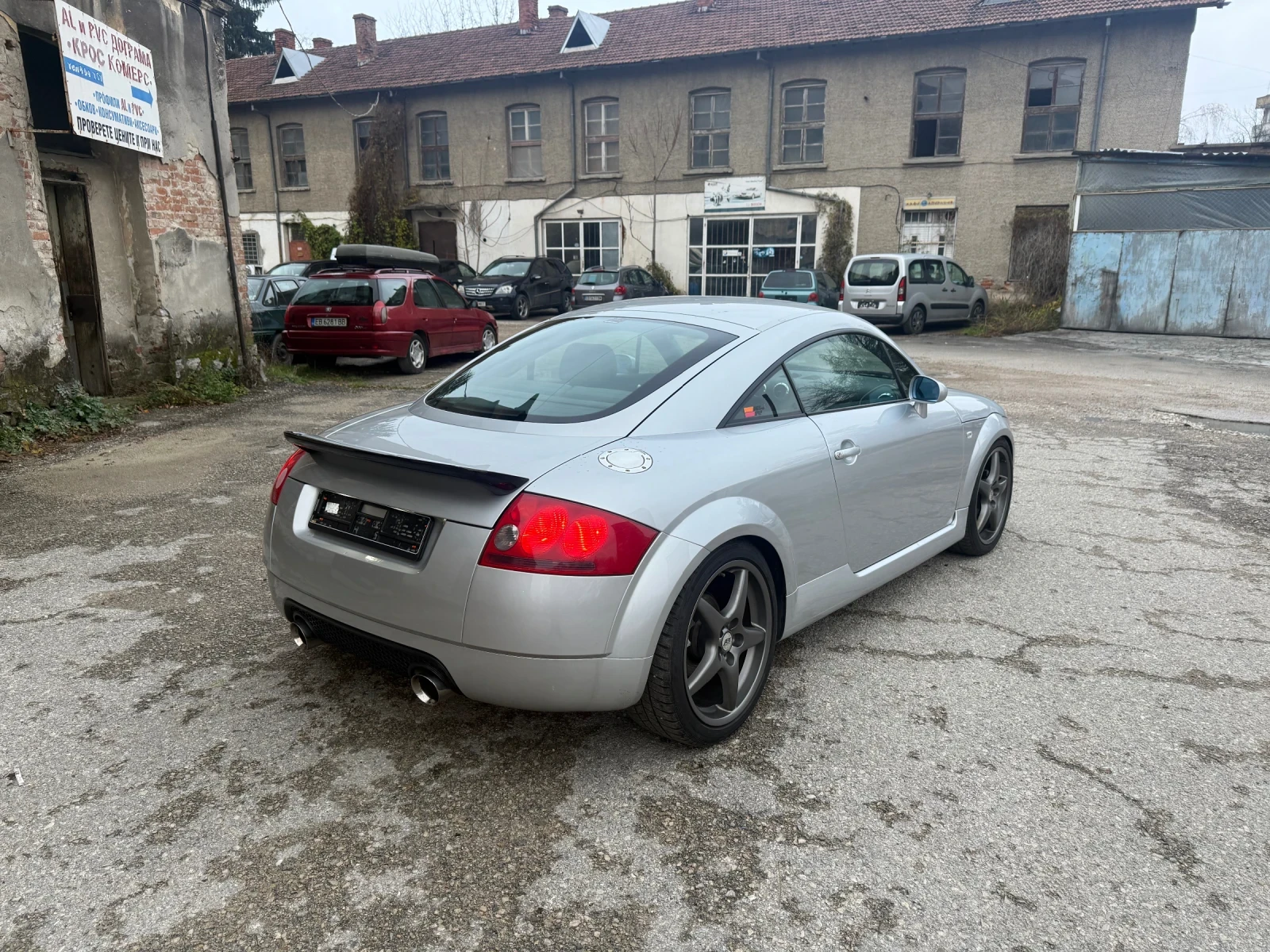 Audi Tt 1.8T * Quattro * , снимка 12 - Автомобили и джипове - 54061806