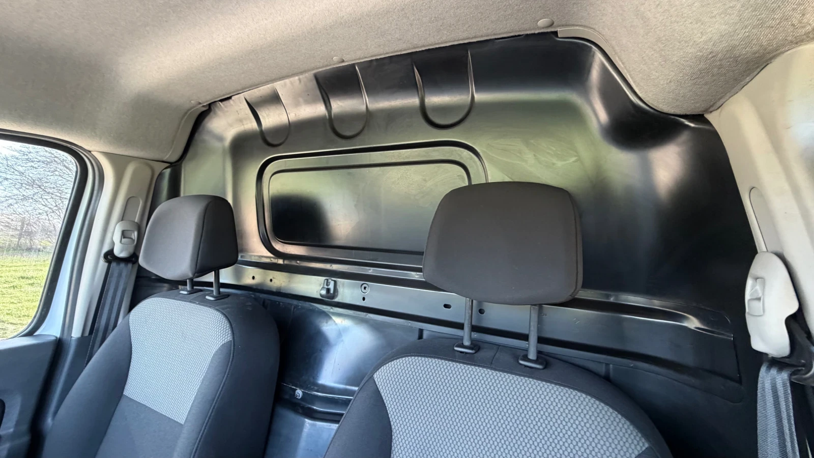 Renault Kangoo Z.E. Express Maxi 33kWh, снимка 14 - Автомобили и джипове - 54188662