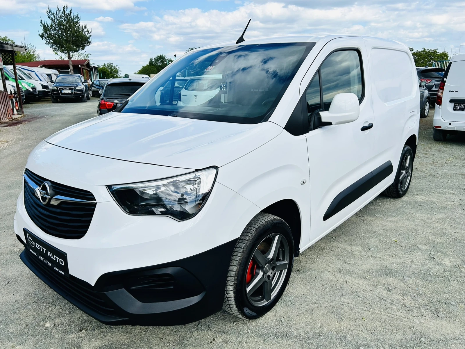 Opel Combo 1.5CDTi* Euro6* 3 местен