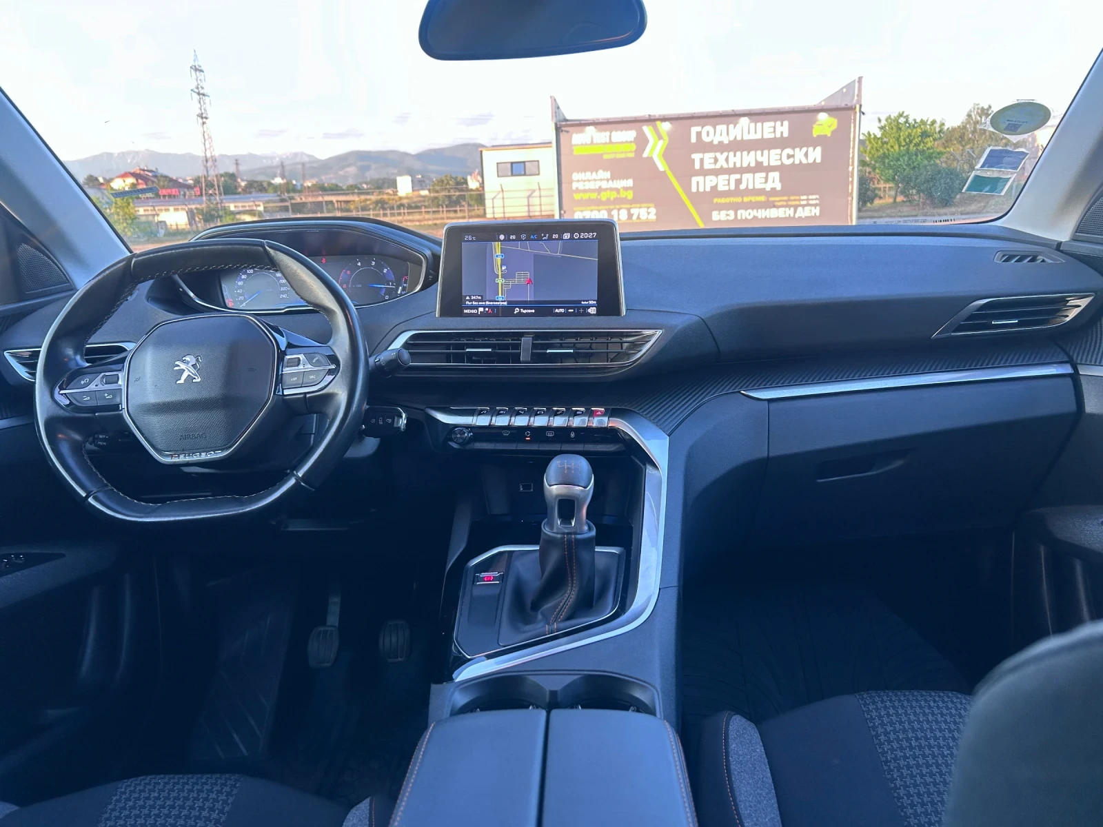 Peugeot 3008 1.5 D 131 HP  Allure  Service Book , снимка 11 - Автомобили и джипове - 54731457