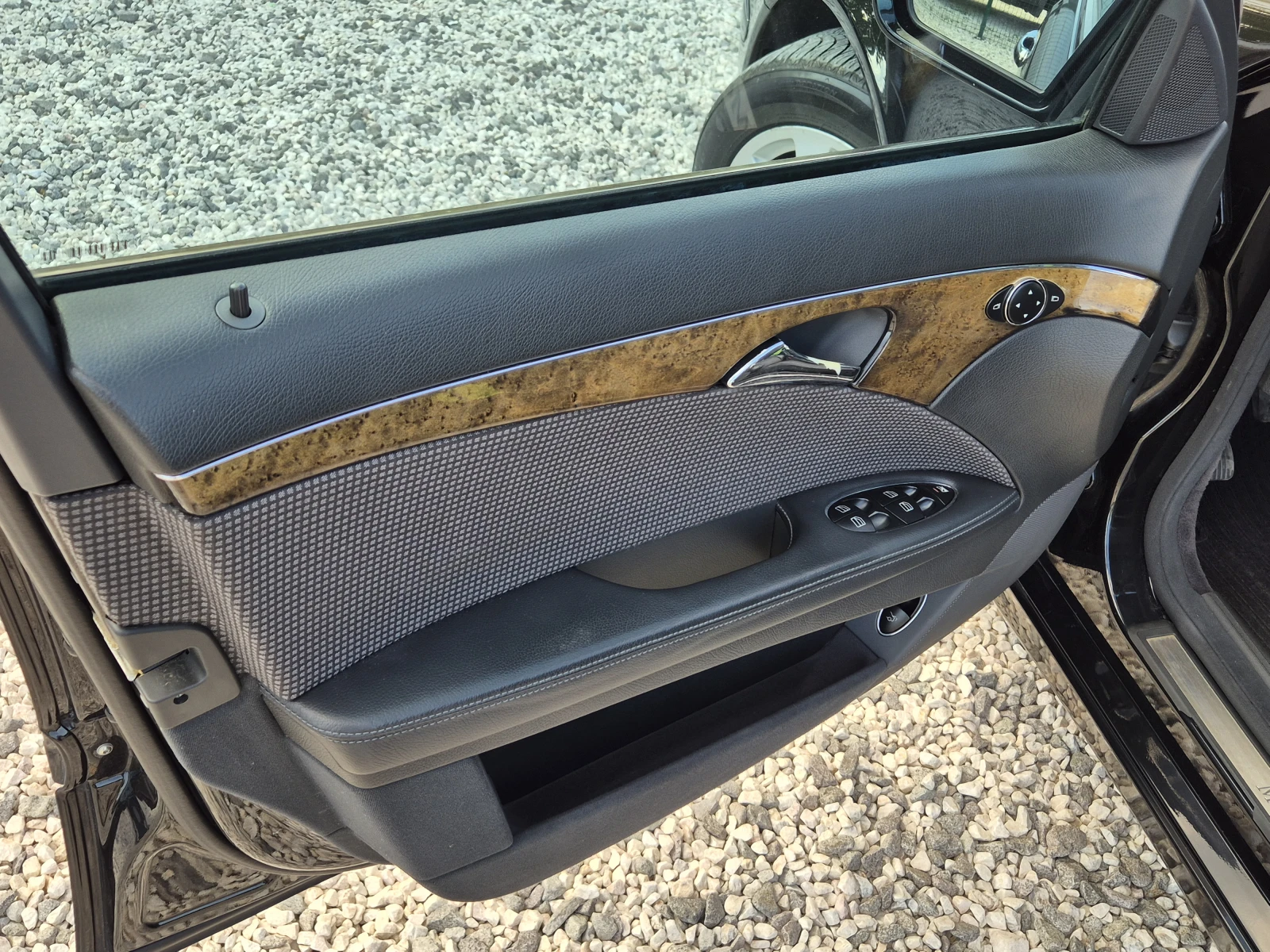 Mercedes-Benz E 220 * 6ck* AVANGARDE* XENON* ����*  | Mobile.bg � ����������� 12