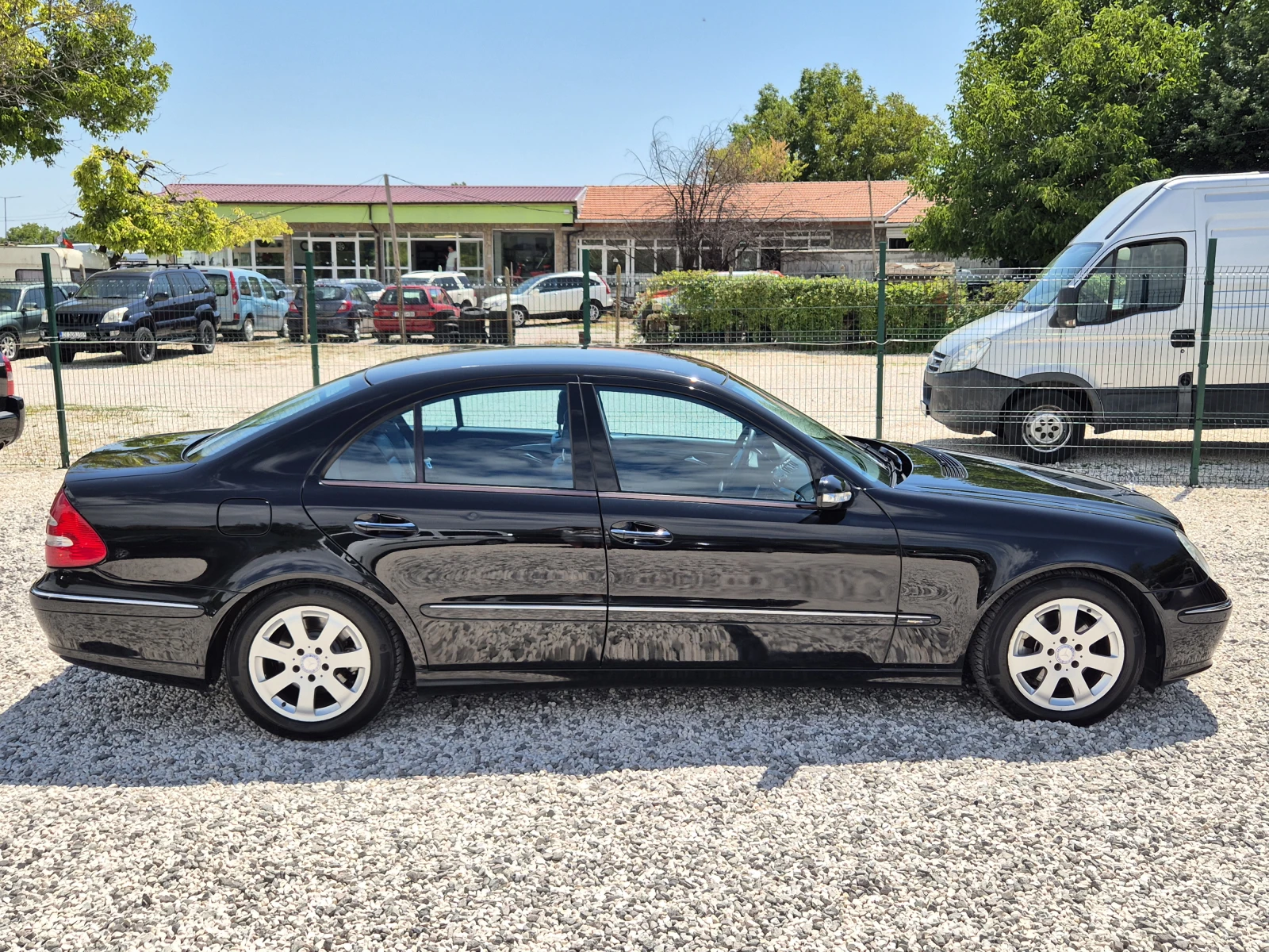 Mercedes-Benz E 220 * 6ck* AVANGARDE* XENON* ����*  | Mobile.bg � ����������� 6