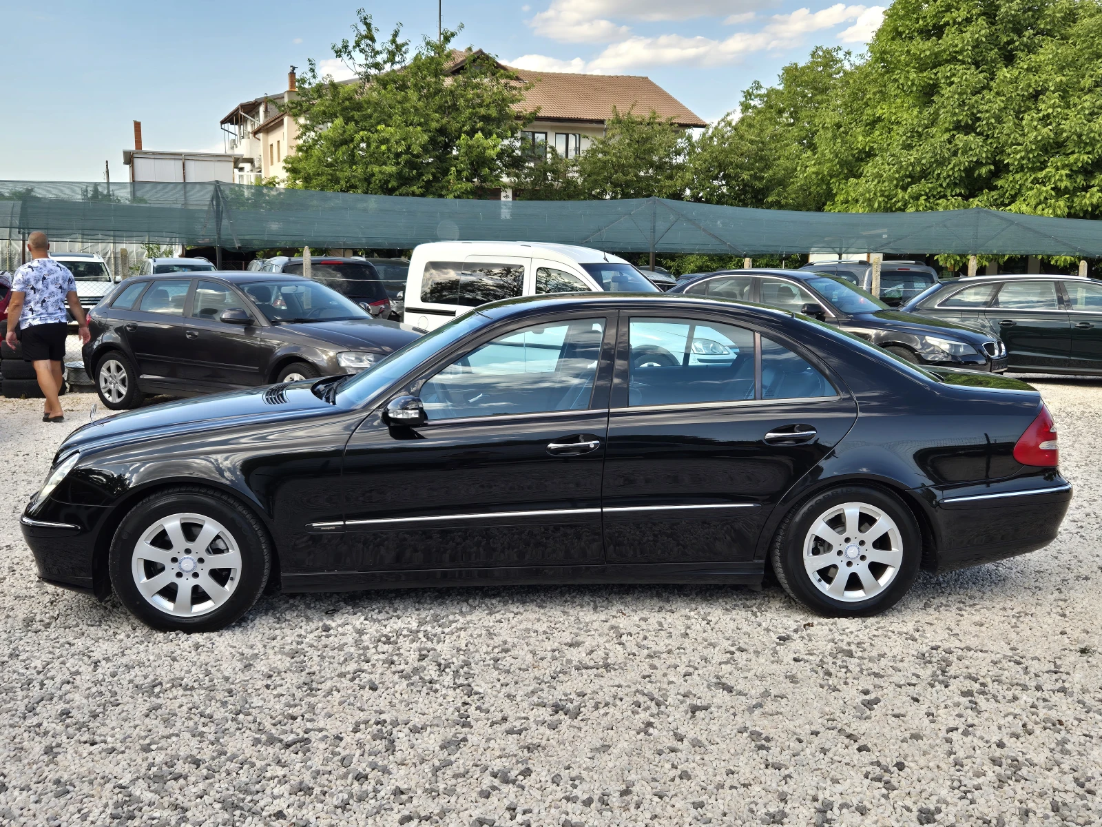 Mercedes-Benz E 220 * 6ck* AVANGARDE* XENON* ����*  | Mobile.bg � ����������� 2