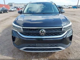 VW Taos Volkswagen 1.5T Se - 15100 € / 29533.03 лв. - 21900408 12