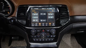 Jeep Grand cherokee SUMMIT / DISTRONIC / АВТ.ПАРКИРАНЕ / ОБДУХ / ФУЛЛ  - 17000 € / 33249.11 лв. - 38192426 12