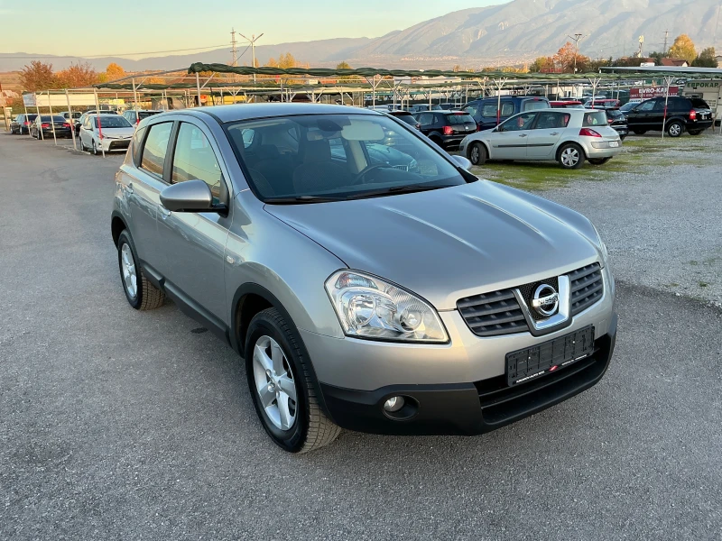 Nissan Qashqai 1.6I, снимка 2 - Автомобили и джипове - 47698116