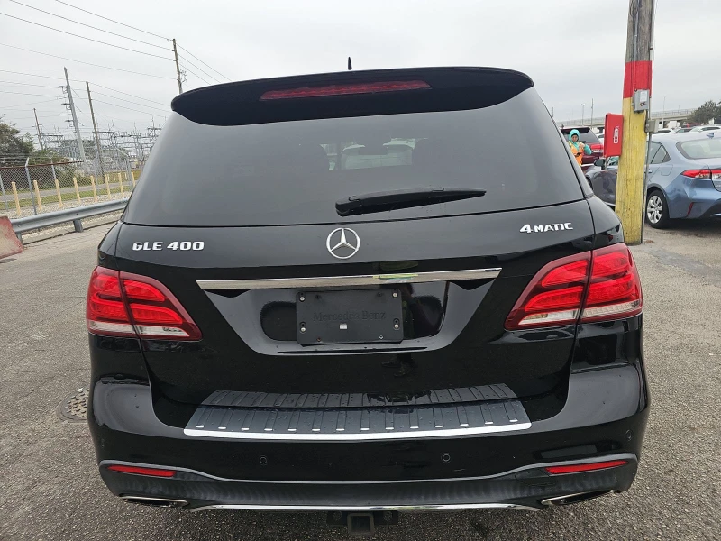 Mercedes-Benz GLE 400 4MATIC* AMG* HARMAN* AUTO PARKING* AMBIENT, снимка 5 - Автомобили и джипове - 48294527