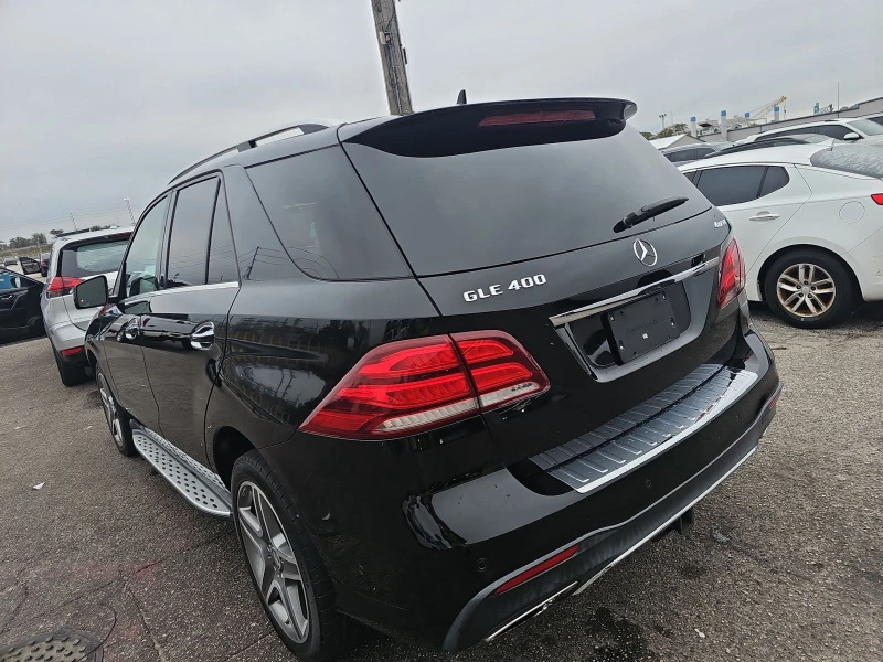 Mercedes-Benz GLE 400 4MATIC* AMG* HARMAN* AUTO PARKING* AMBIENT, снимка 6 - Автомобили и джипове - 48294527