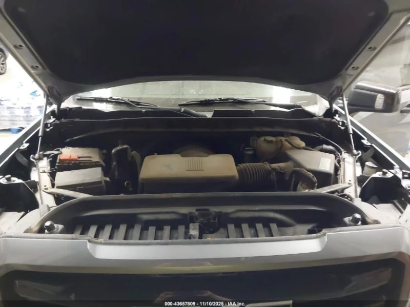 Gmc Sierra 5.3L V-8 DI, VVT, 355HP 4X4 Drive, снимка 16 - Автомобили и джипове - 52661704