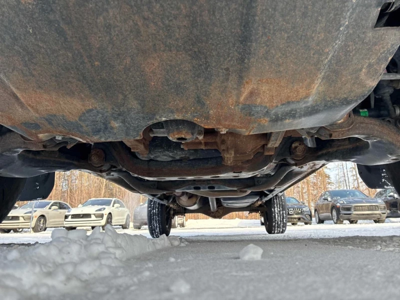 Toyota Tacoma * 4x4 Double Cab Auto * CARFAX * БЕЗ ПЪРВОНАЧАЛНА , снимка 11 - Автомобили и джипове - 53098010