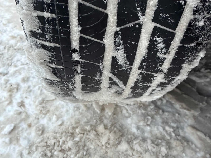 Volvo XC60 * Plus Dark Theme * ПОДГРЕВИ * КАМЕРА * CARFAX, снимка 13 - Автомобили и джипове - 53403676