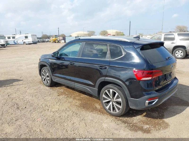 VW Taos Volkswagen 1.5T Se, снимка 3 - Автомобили и джипове - 53453775