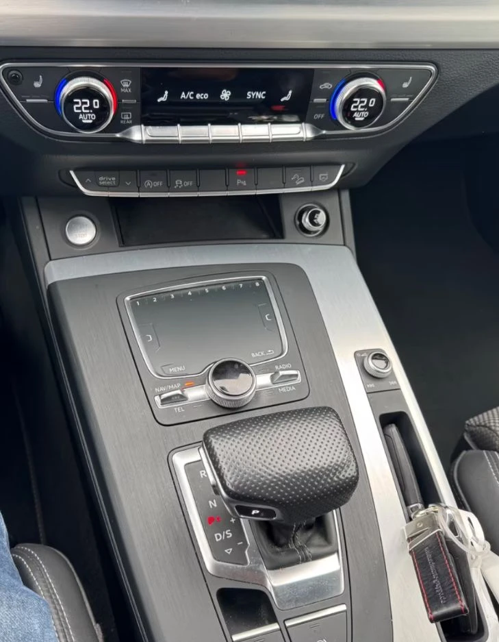 Audi Q5 50TDI  Quattro  / Sline / CAMERA/  - изображение 9