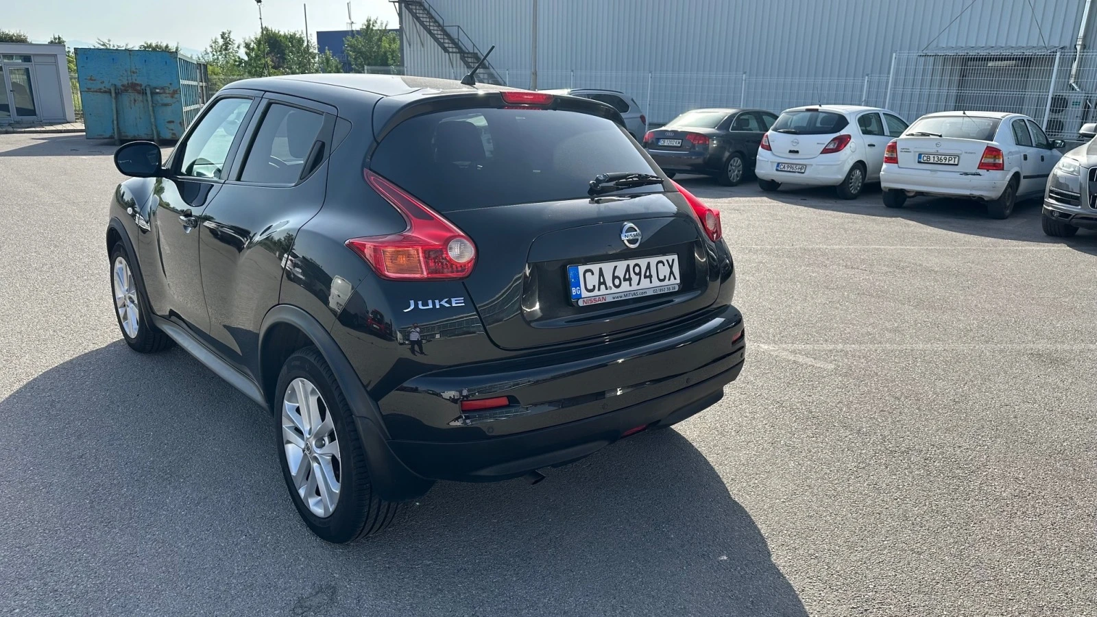 Nissan Juke 1.6 Бензин Автоматик - изображение 5