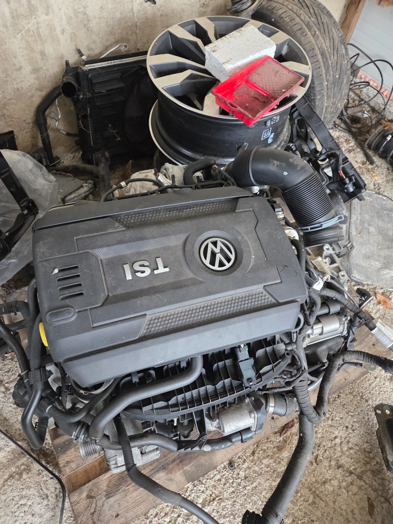 VW Tiguan FUL LED AUTO  R TSI  77000км, снимка 15 - Автомобили и джипове - 49131550