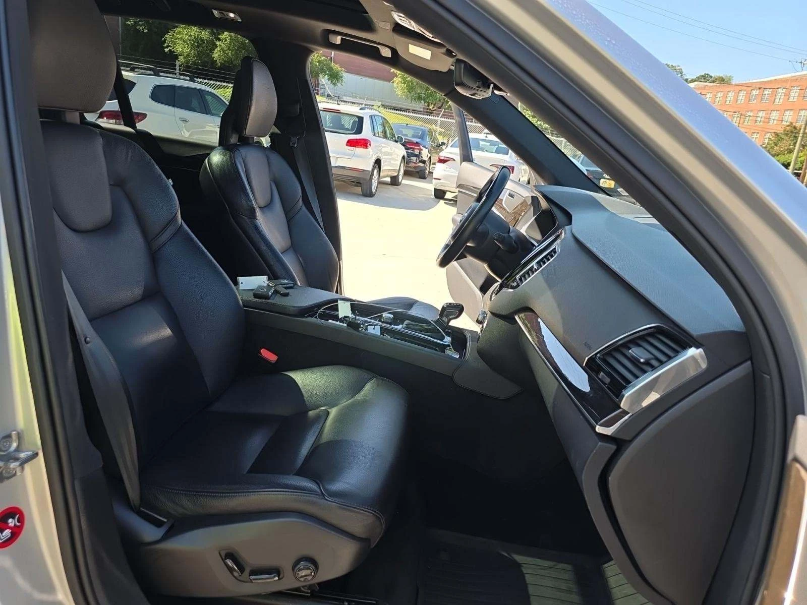Volvo Xc90 MOMENTUM T6 AWD* 7МЕСТНА* ПАНОРАМА* 360 - изображение 8