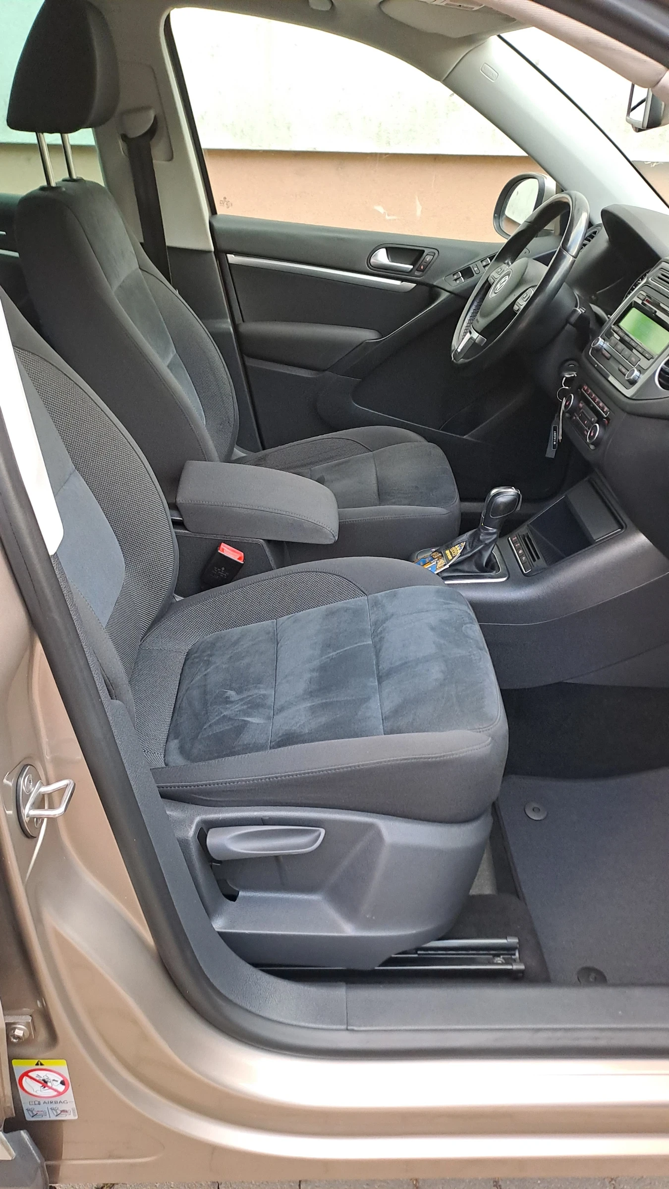 VW Tiguan 2.0 TDI-4X4-HIGHLINE-DSG-LED | Mobile.bg   13